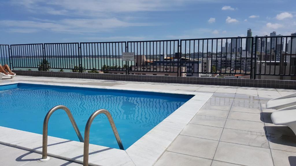  Praia de Tambaú - Apto a 50 metros da praia