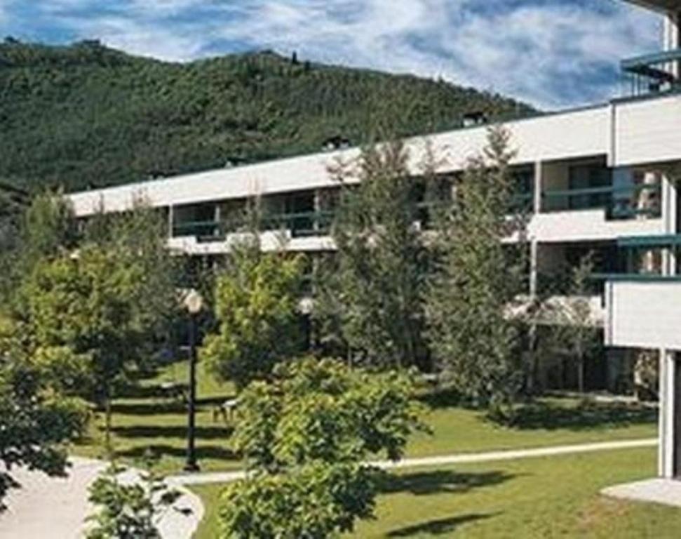 Nespecifikovaný výhled na hory nebo výhled na hory při pohledu z aparthotelu