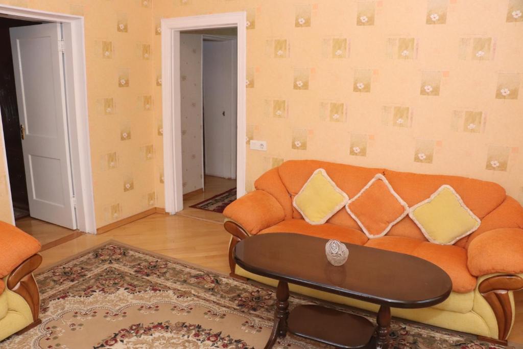 Posezení v ubytování Апартаменты 100м2 в малом центре Еревана