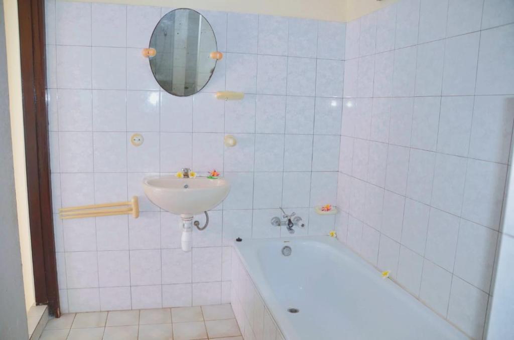 Koupelna v ubytování Puri Mandhara Lovina