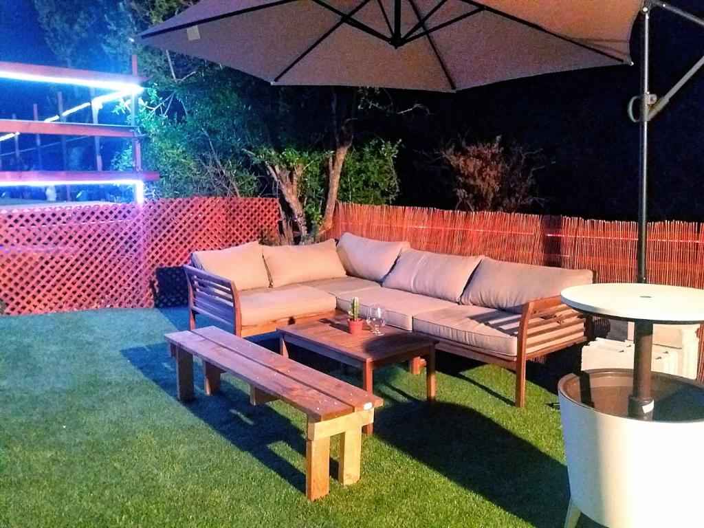 A seating area at Casa Rural La Milla Verde