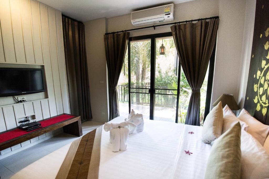 Tharaburi Resort - Triple Habitación Con Balcón