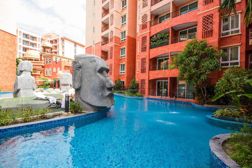 Seven Seas Resort Pattaya By Justin - Housity