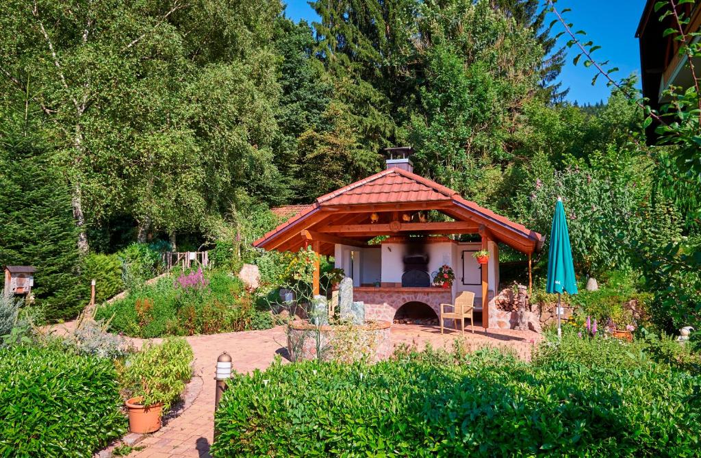 Zahrada ubytování Silberkönig Schwarzwald Hotel & Restaurant Ringhotel
