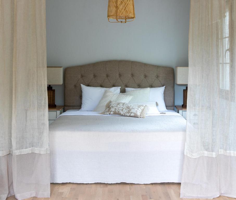 Zigo's Hotel - Suite Lit King-Size