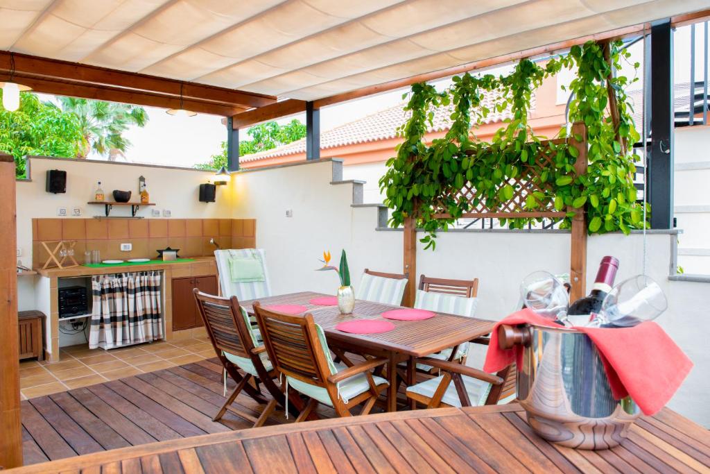 Kuchyň nebo kuchyňský kout v ubytování Siesta Suites