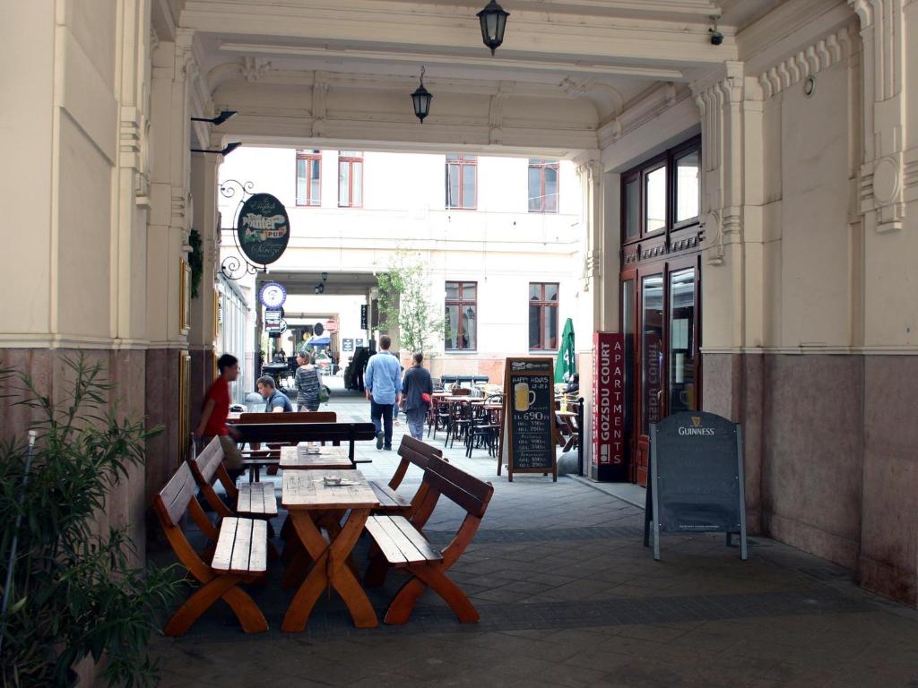 Reštaurácia alebo iné gastronomické zariadenie v ubytovaní Arriva Balcony Studio