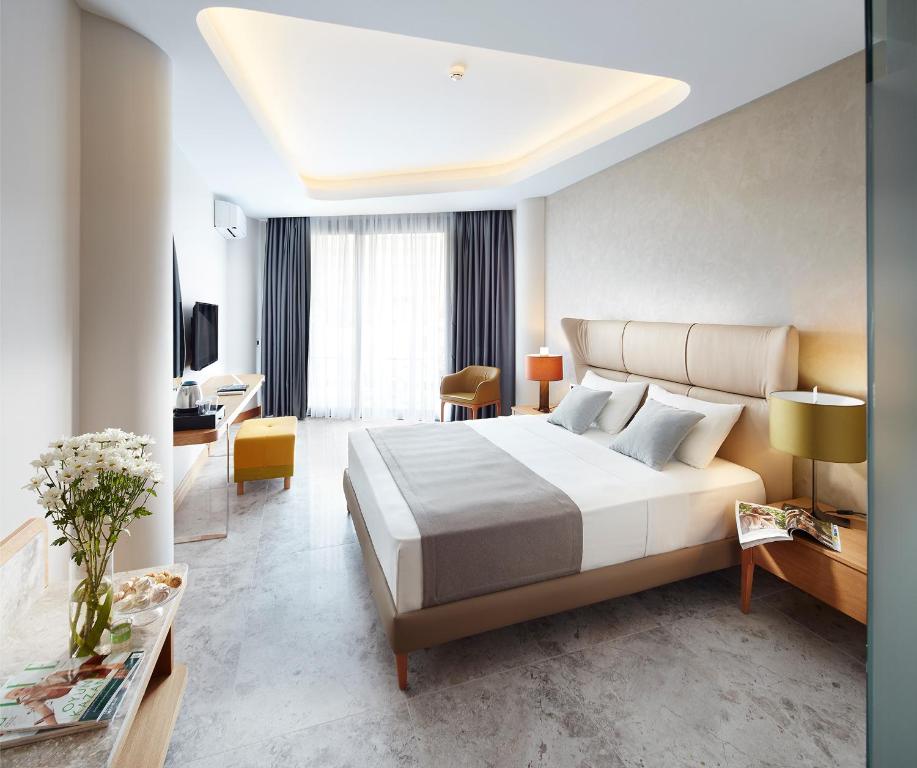 Lalila Blue Suites - 带私人游泳池的套房