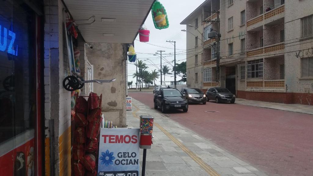  Apartamento Praia Grande - 30 metros da Praia