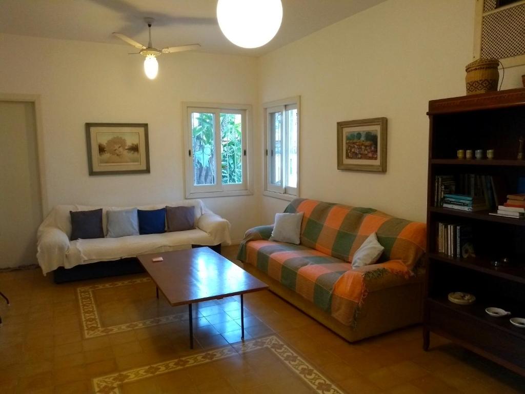  Sobrado Confortável e Aconchegante em Ubatuba