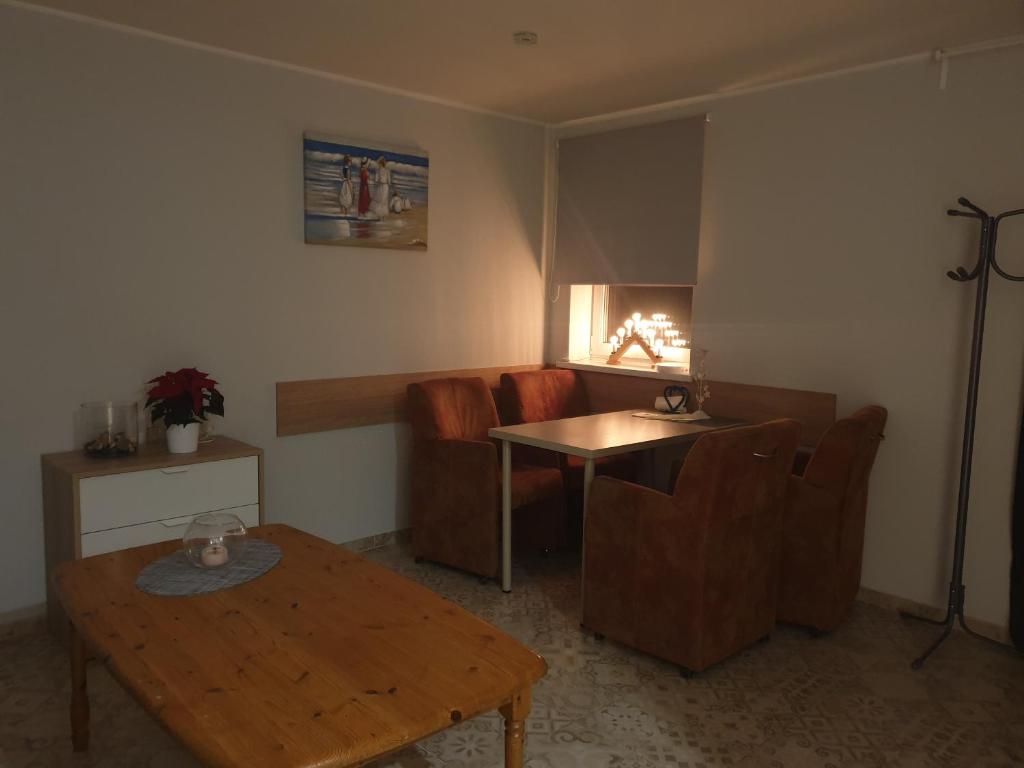 Posezení v ubytování Guest house Kajaki-Ragaciems