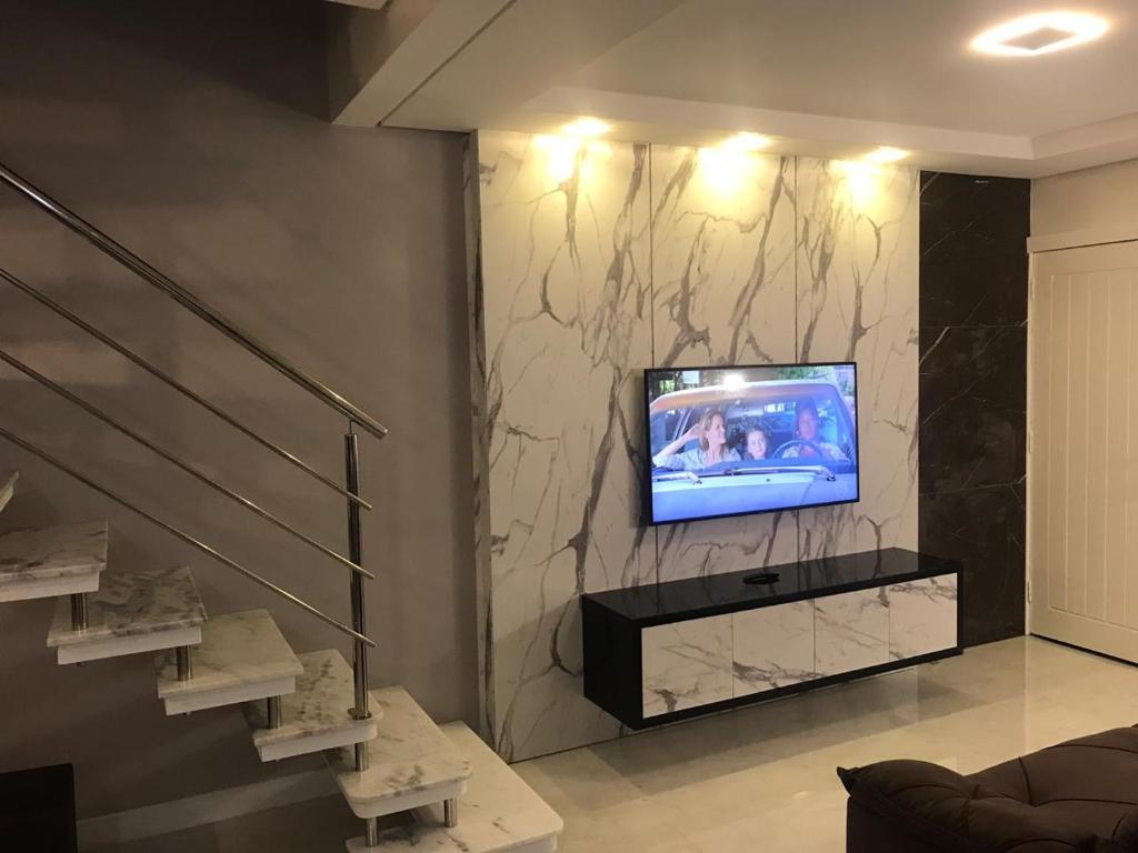  Apartamento em Itapema- SC (Meia Praia) Frente para o Mar.