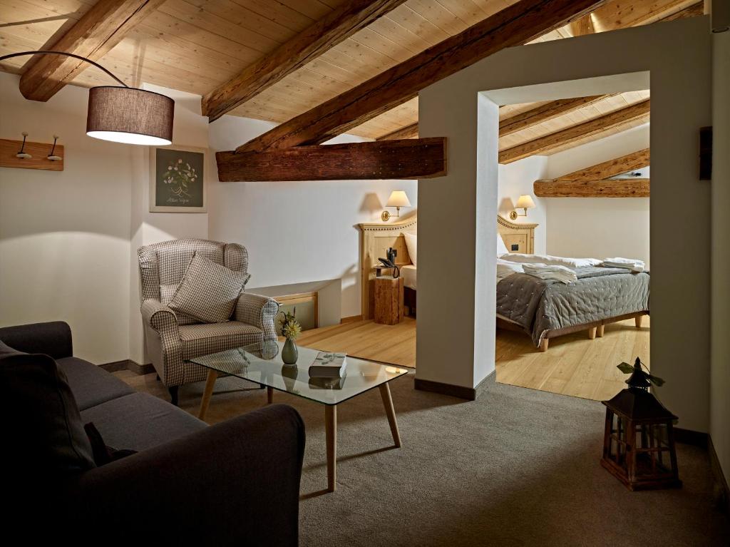 Posezení v ubytování Romantic Hotel Excelsior