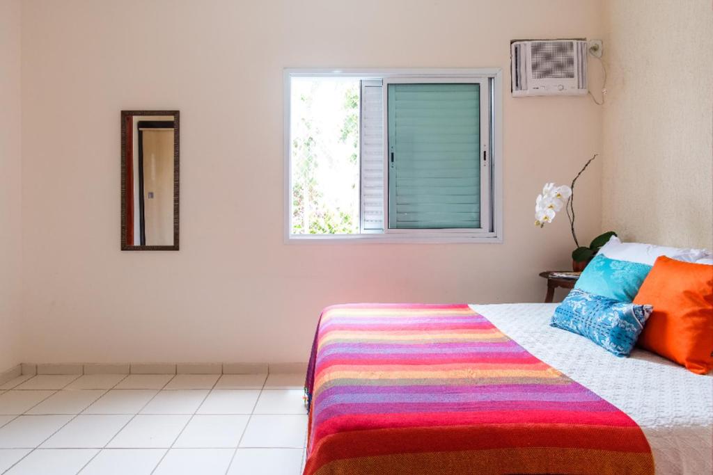  Apto 2 QTs c Garagem e Piscina no Centro