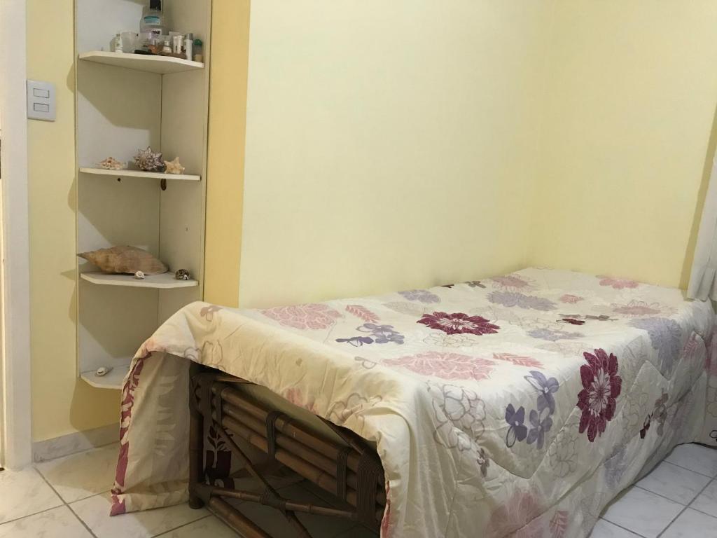  Apartamento 2 quartos / 2 quadras da praia