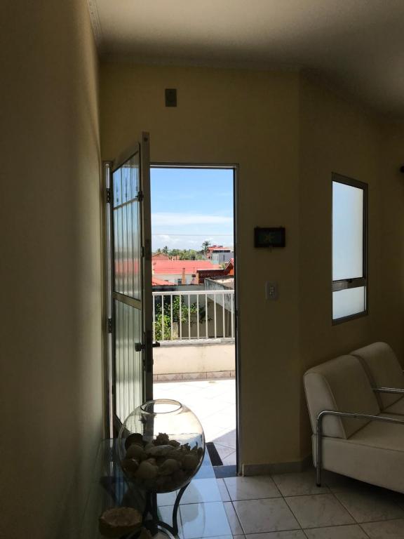  Apartamento 2 quartos / 2 quadras da praia