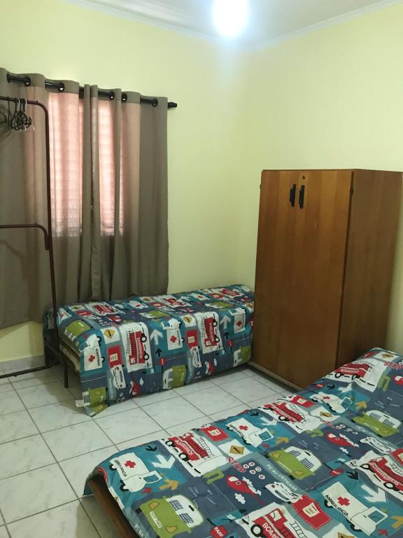  Apartamento 2 quartos / 2 quadras da praia