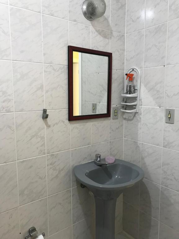  Apartamento 2 quartos / 2 quadras da praia