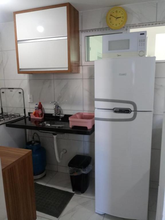  Apartamento térreo para 4 pessoas na praia do Poço-PB