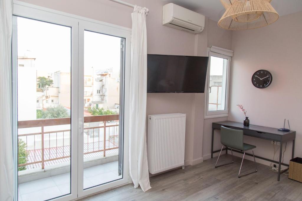 Telewizja i/lub zestaw kina domowego w obiekcie Gazi District Next To Subway 2