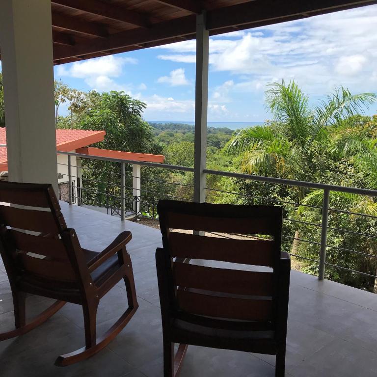 Balkón nebo terasa v ubytování Villas Lambeau 3 Ocean View - 2BR 3 BA
