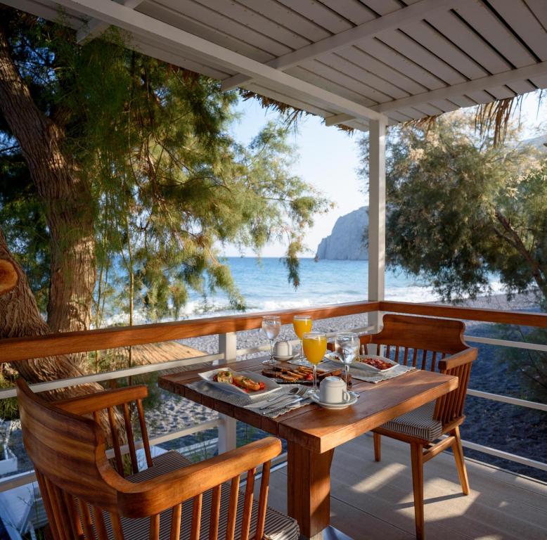 Alesahne Beach Hotel 