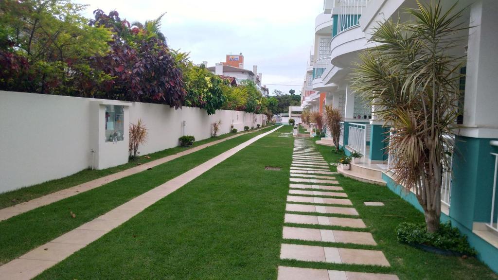  Linda Casa de Condomínio com piscina