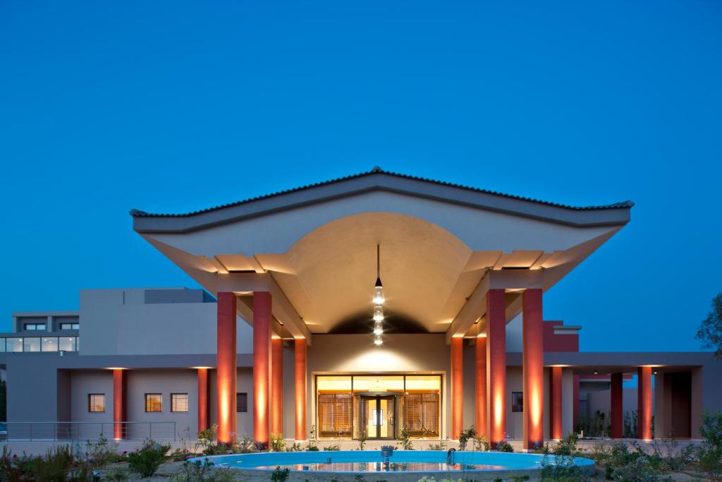 The swimming pool at or close to Apollonion Asterias Resort and Spa