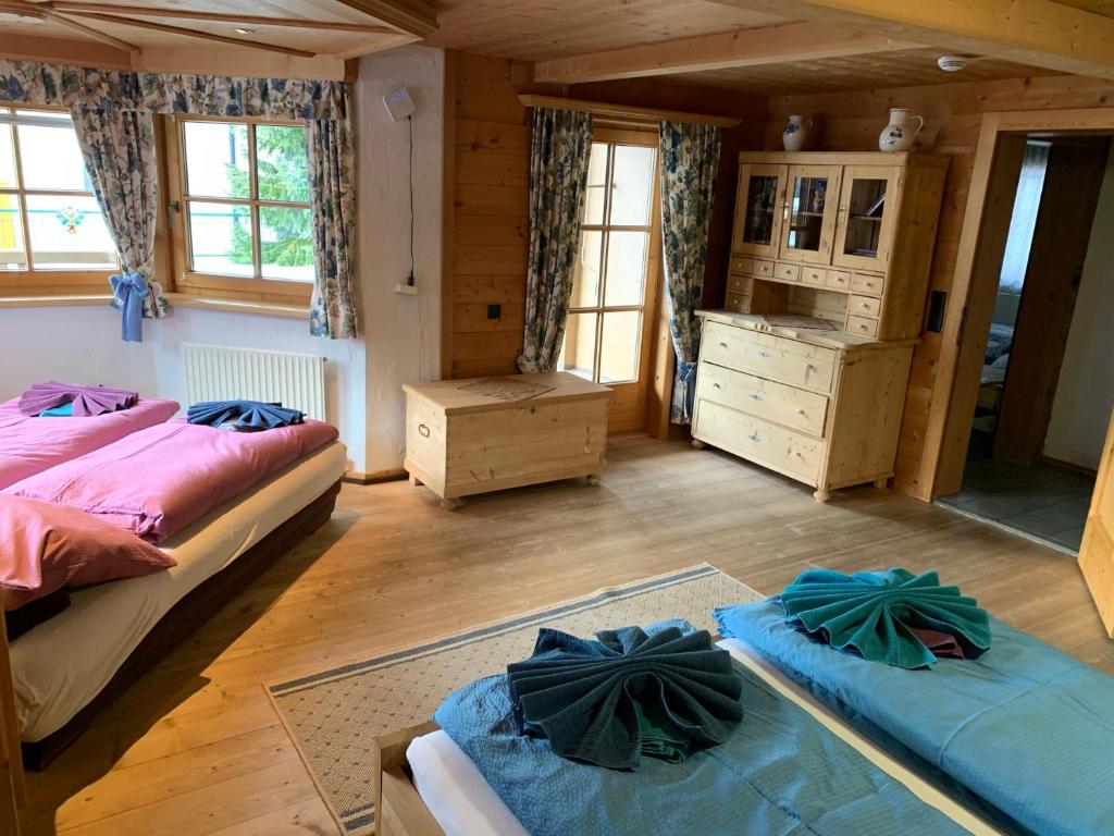 Postel nebo postele na pokoji v ubytování Landhaus Erlzette