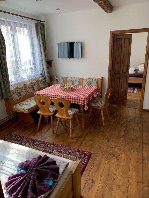 TV a/nebo společenská místnost v ubytování Tuxie Haus