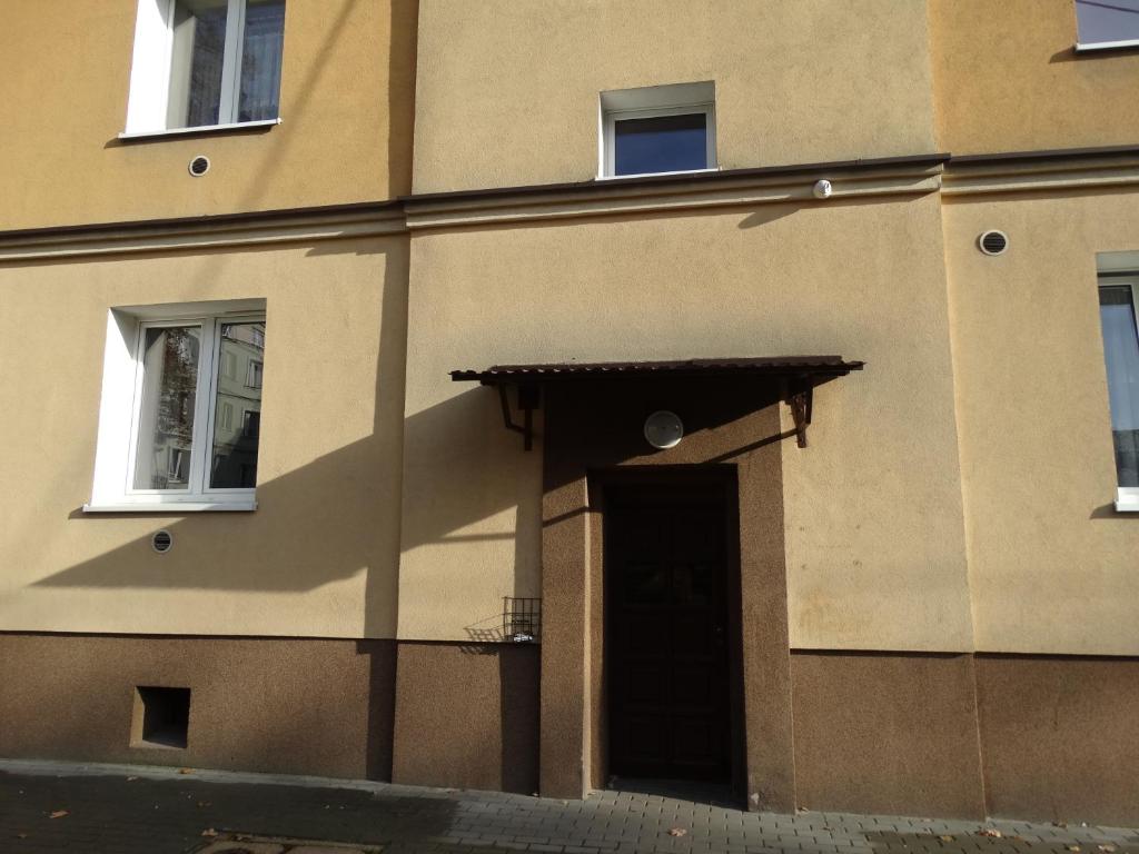 Apartament LUCY - ścisłe centrum Częstochowy - Twee Slaapkamers Appartement