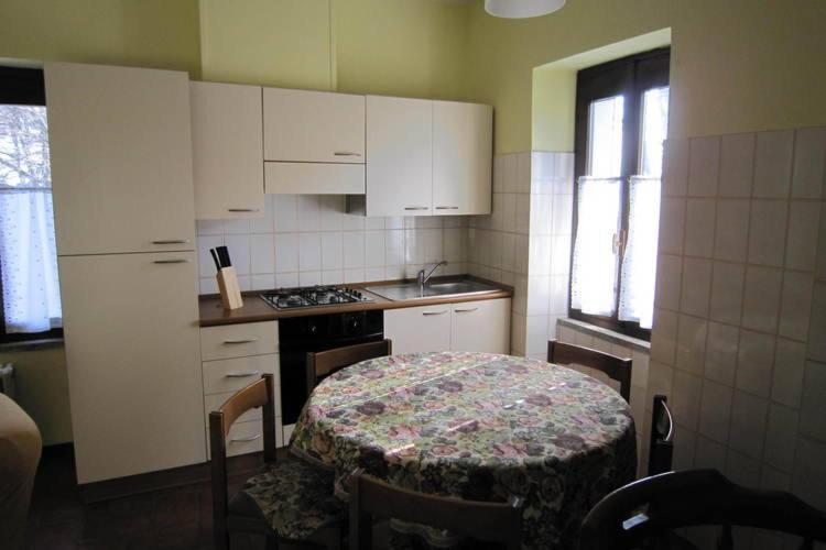 A kitchen or kitchenette at Agriturismo Monterosso