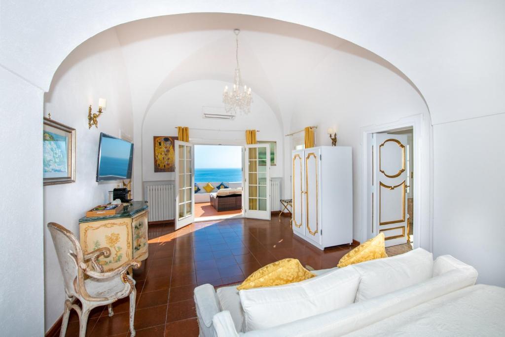 Foto dalla galleria di La Casa di Peppe Guest House & Villa a Positano