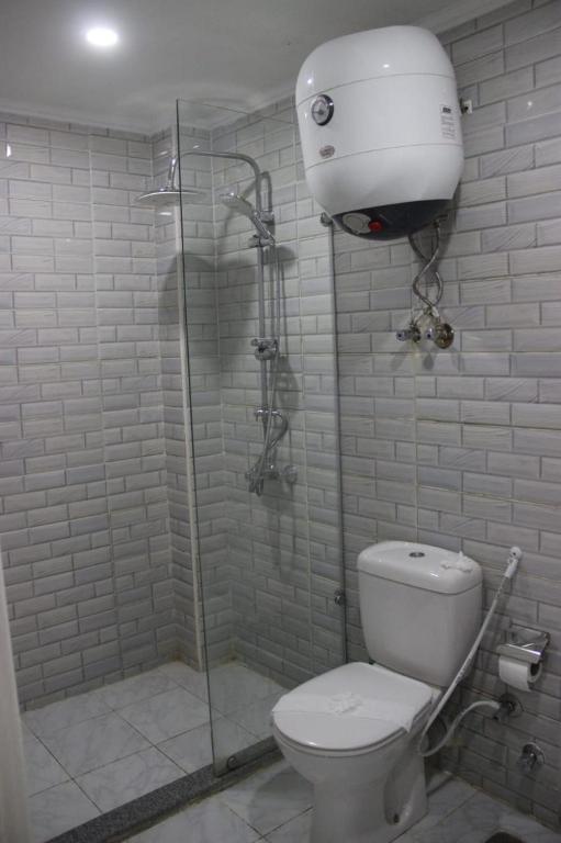 Koupelna v ubytování Azar Boutique Hotel
