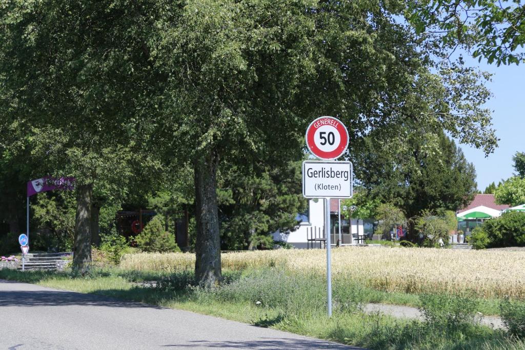 Fotografie z fotogalerie ubytování Pension Geerlisburg v destinaci Kloten