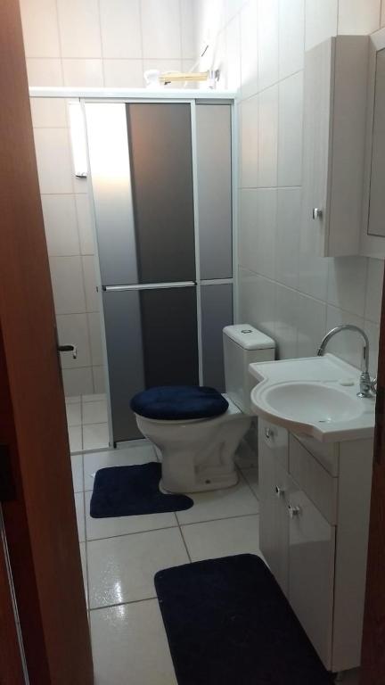  Excelente Apto -Frente com sacada com churrasqueira - Bombas