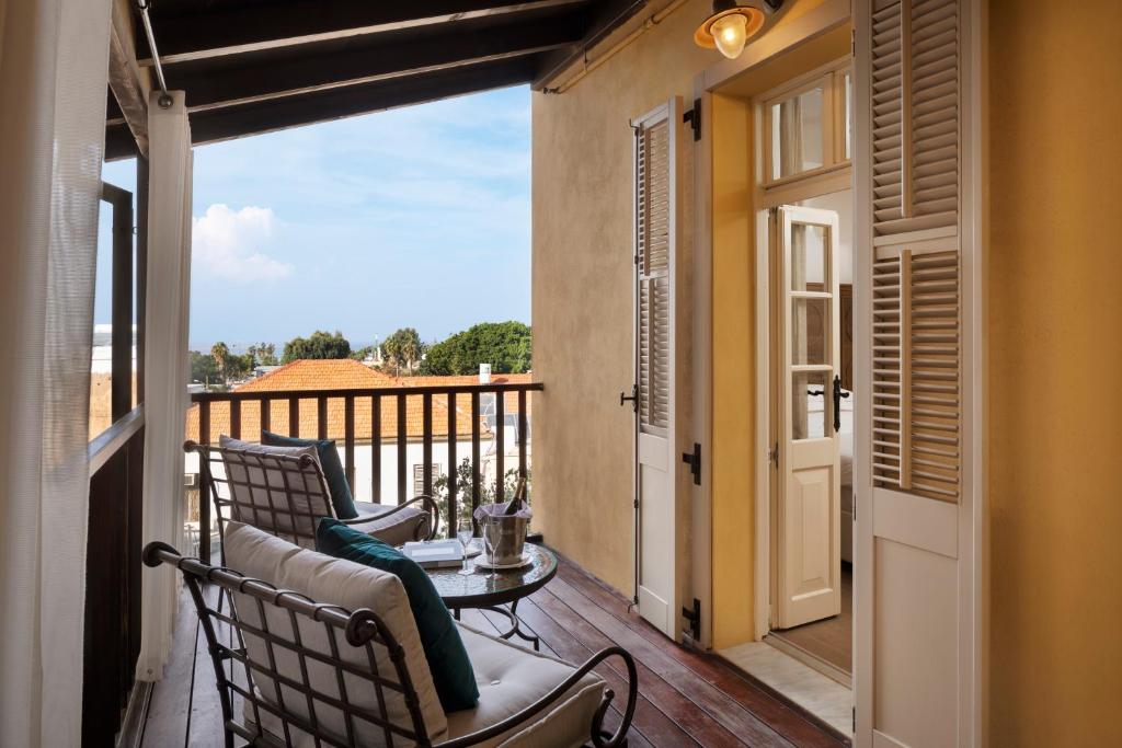 The Drisco Hotel Tel Aviv - Relais & Châteaux - Luxus Suite Mit Einem Schlafzimmer Mit Terrasse