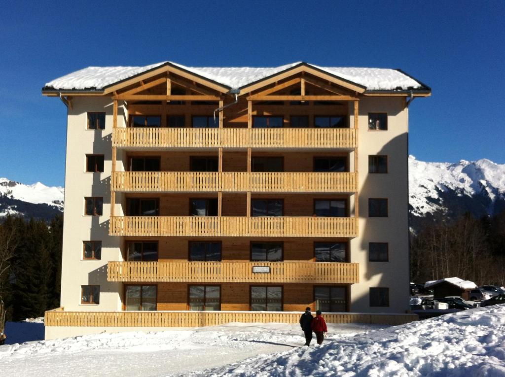 L'Eden Ski aux Pieds v zimě