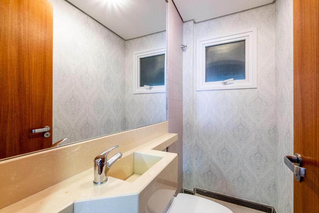 Luxuoso Apartamento no Coração de Gramado  Luxuoso Apartamento no Coração de Gramado