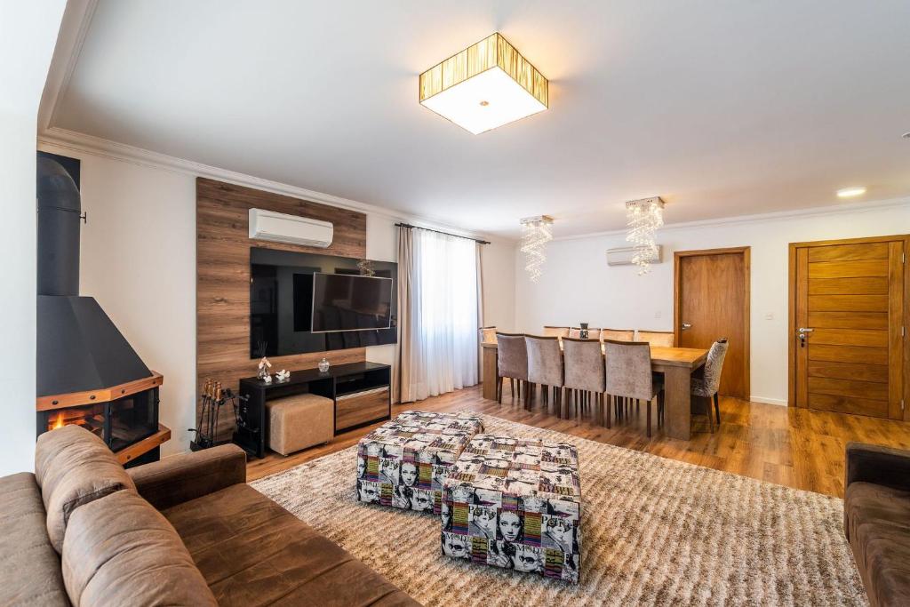 Luxuoso Apartamento no Coração de Gramado  Luxuoso Apartamento no Coração de Gramado