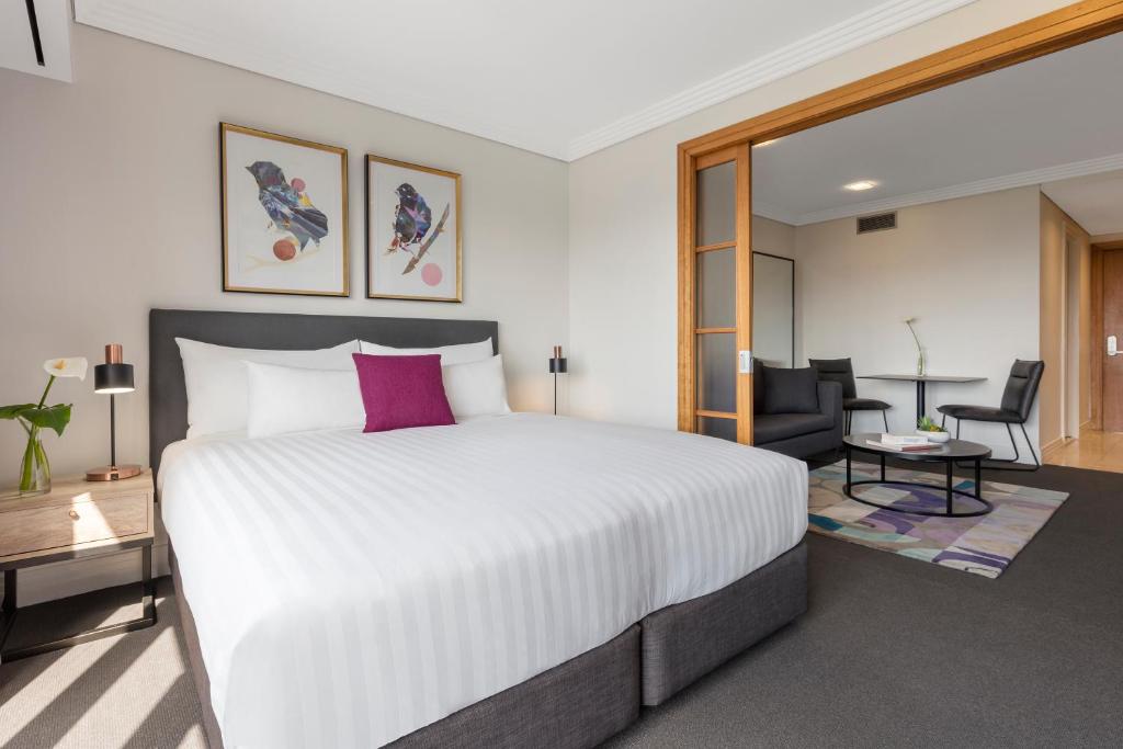 Voodi või voodid majutusasutuse Avani Metropolis Auckland Residences toas
