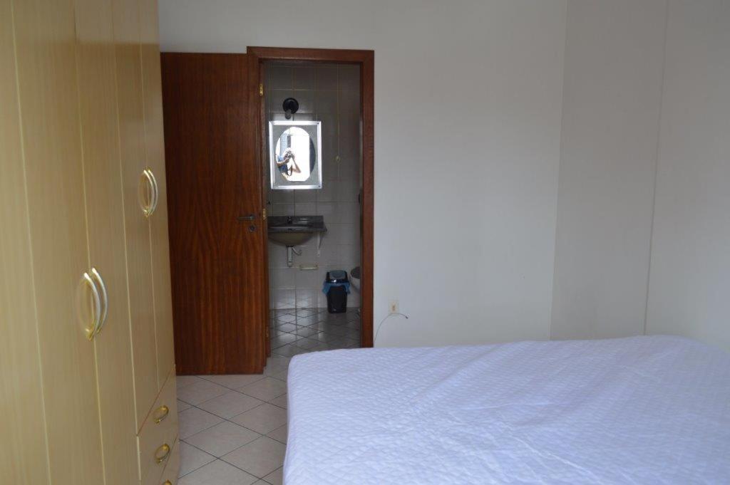  Apartamento nos Ingleses. Ótima Localização