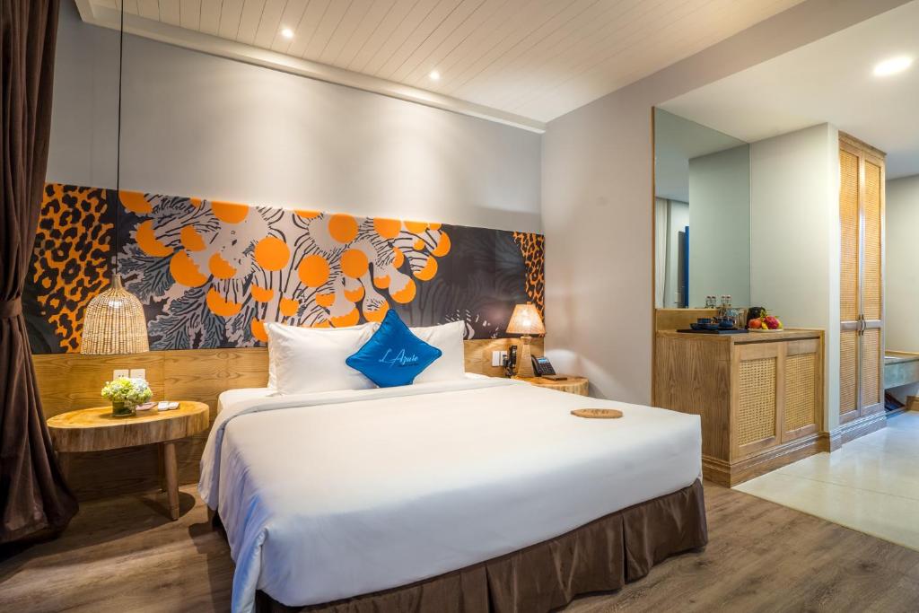 Phòng Deluxe Nhìn Ra Vườn Có Giường Cỡ King