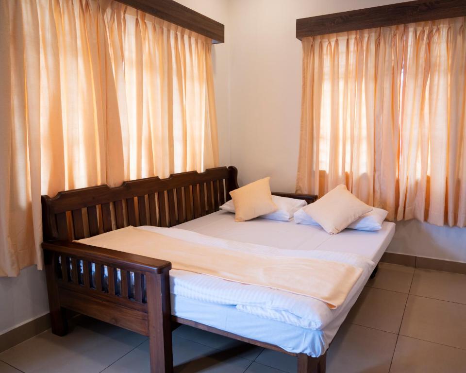 Hotel Sharda Residency - Suite