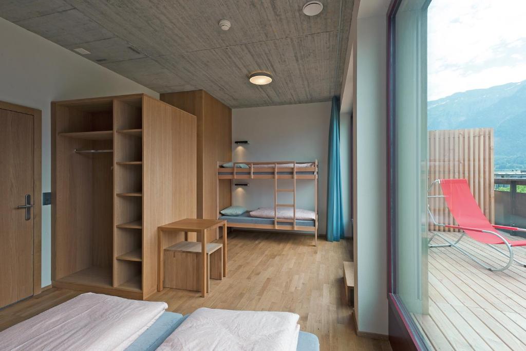 Interlaken Youth Hostel - Resim 24