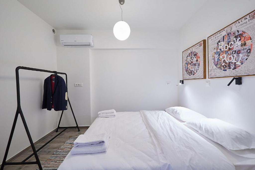 toStay-Unique apartment hotel in Athens center! - Resim 41