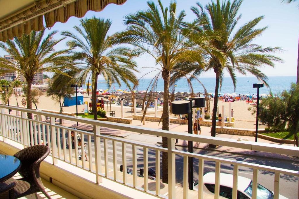 25-Modern Apartment in Paseo Maritimo, Fuengirola ...