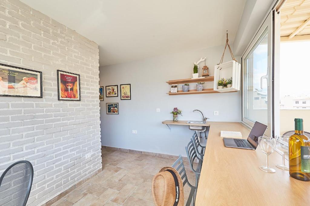 toStay-Unique apartment hotel in Athens center! - Resim 5