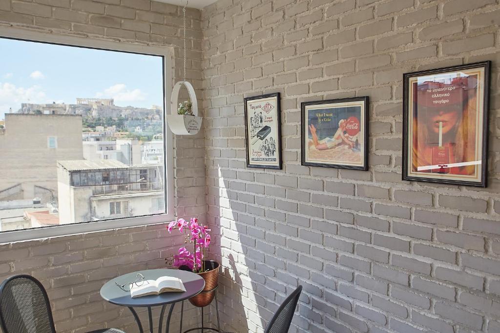 toStay-Unique apartment hotel in Athens center! - Resim 13