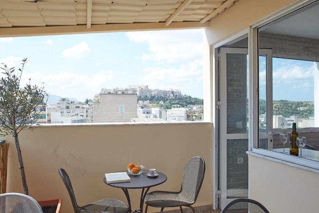 toStay-Unique apartment hotel in Athens center! - Resim 14